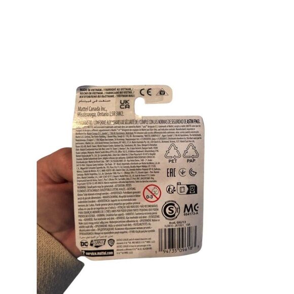 Justice League Shazam Micro Figure By Mattel Canada Inc. - DC Comics Collectible - Picture 2 of 5